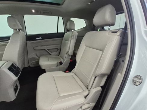 Used 2022 Volkswagen Atlas SE FWD image 22