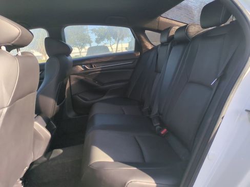 Used 2022 Honda Accord Sport image 17