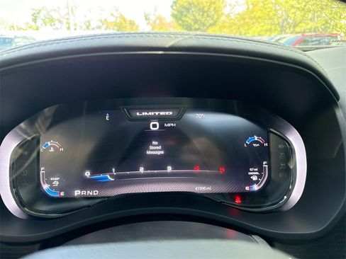 Used 2024 RAM 2500 Limited image 11