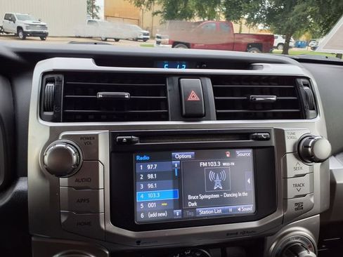 Used 2019 Toyota 4Runner SR5 Premium AWD/4WD image 24