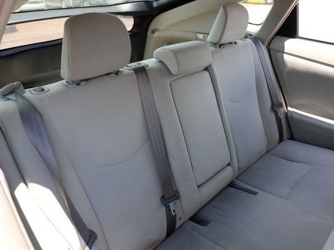 Used 2015 Toyota Prius Four image 12
