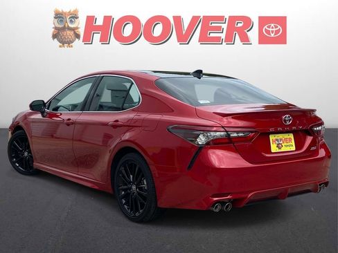Used 2023 Toyota Camry XSE FWD image 5