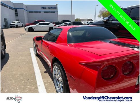 Used 2004 Chevrolet Corvette Z06 w/ Memory Package RWD image 8