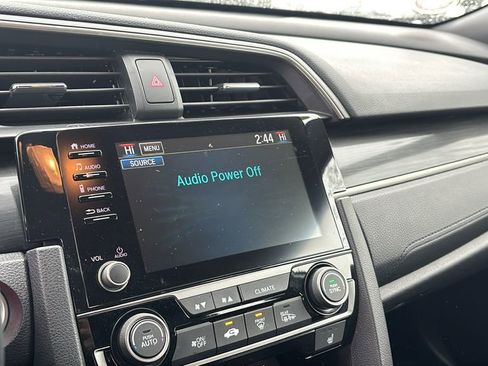 Used 2020 Honda Civic EX-L image 19