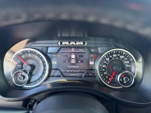 Used 2019 RAM 1500 Big Horn RWD image 30