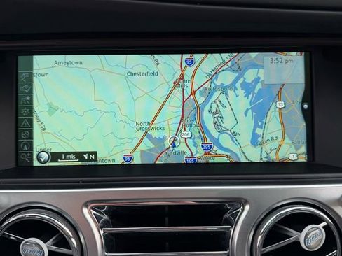 Used 2013 Rolls-Royce Ghost image 16