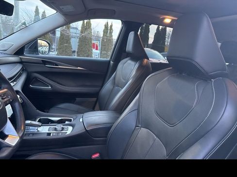 Certified 2023 INFINITI QX60 Luxe w/ Vision Package image 5