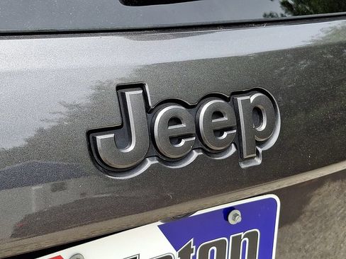 Used 2021 Jeep Grand Cherokee Limited w/ Quick Order Package 28K 80th AWD/4WD image 34