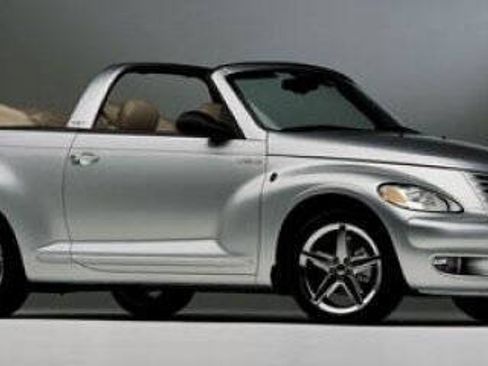 Used 2005 Chrysler PT Cruiser GT FWD image 1