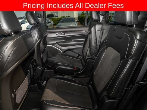 Used 2021 Jeep Grand Cherokee L Laredo AWD/4WD image 17