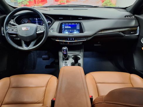 Certified 2023 Cadillac XT4 Premium Luxury w/ Technology Package FWD image 16