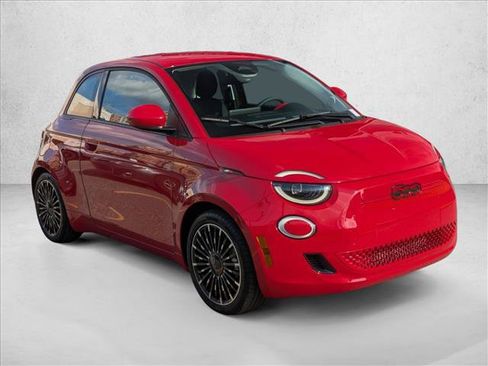Used 2024 FIAT 500 e (RED) FWD image 3