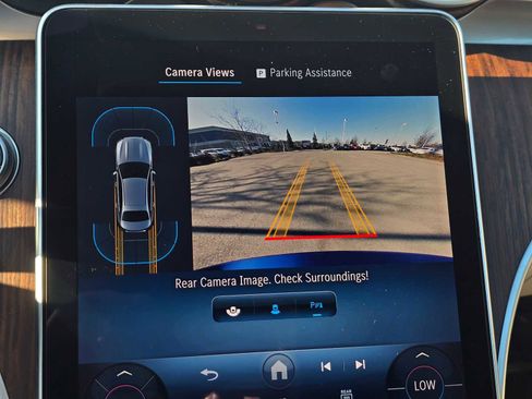 Used 2025 Mercedes-Benz C 300 Sedan image 30