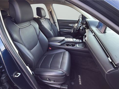 Used 2022 Genesis GV70 2.5T w/ Select Package image 14