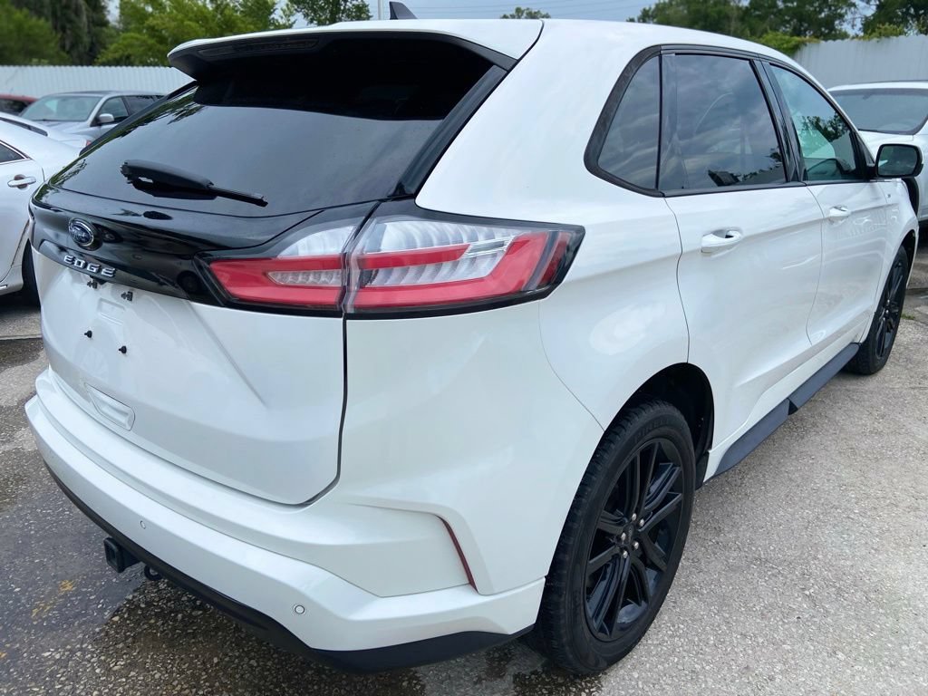 Used 2022 Ford Edge ST-Line w/ Class II Trailer Tow Package AWD/4WD image 5