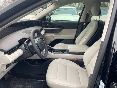 New 2026 Lincoln Nautilus Premier image 9