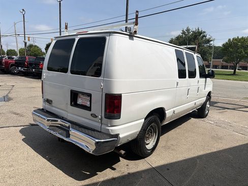Used 2012 Ford E-150 and Econoline 150 w/ Commercial Cargo Van Pkg RWD image 6