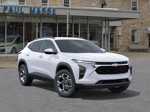 New 2026 Chevrolet Trax LT w/ Driver Confidence Package image 7