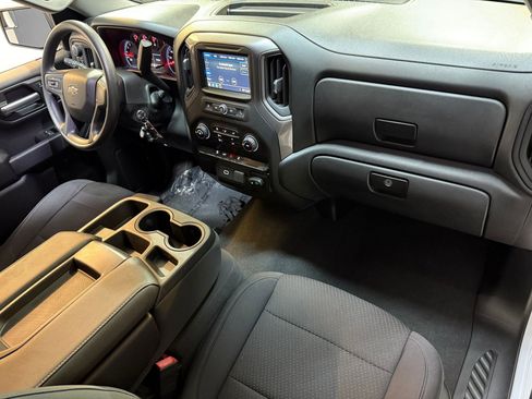 Used 2019 Chevrolet Silverado 1500 Custom Trail Boss image 39