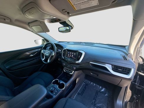 Used 2024 GMC Terrain SLE w/ Driver Convenience Package image 27