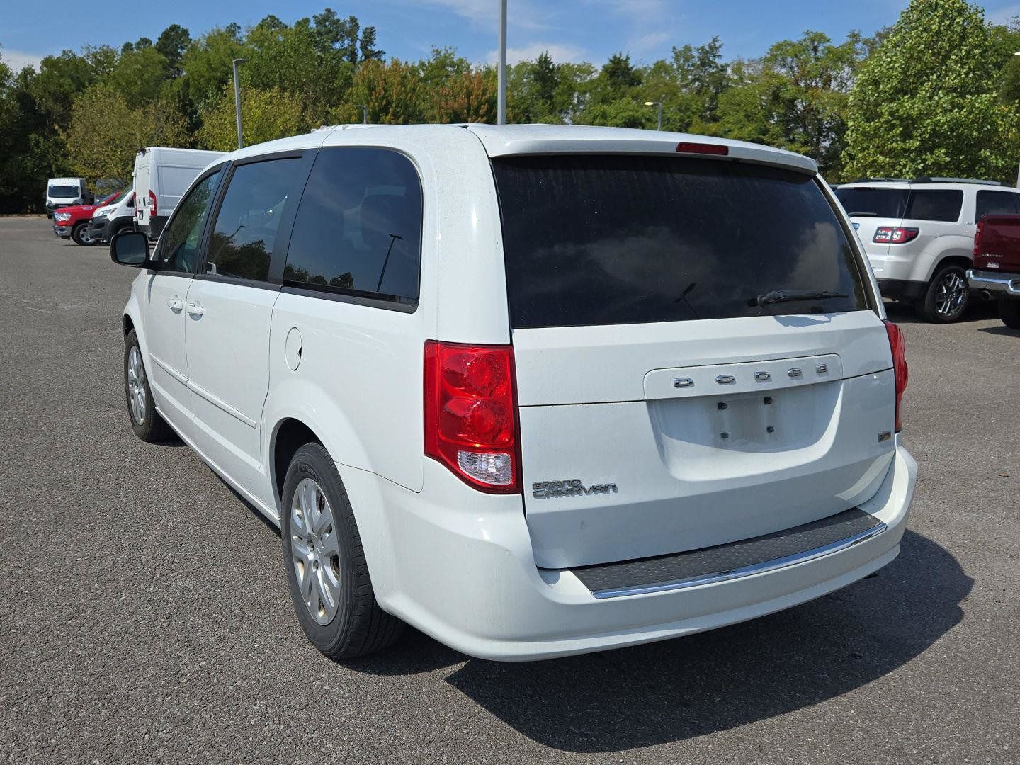 Used 2016 Dodge Grand Caravan SE w/ Quick Order Package 29E SE FWD image 5