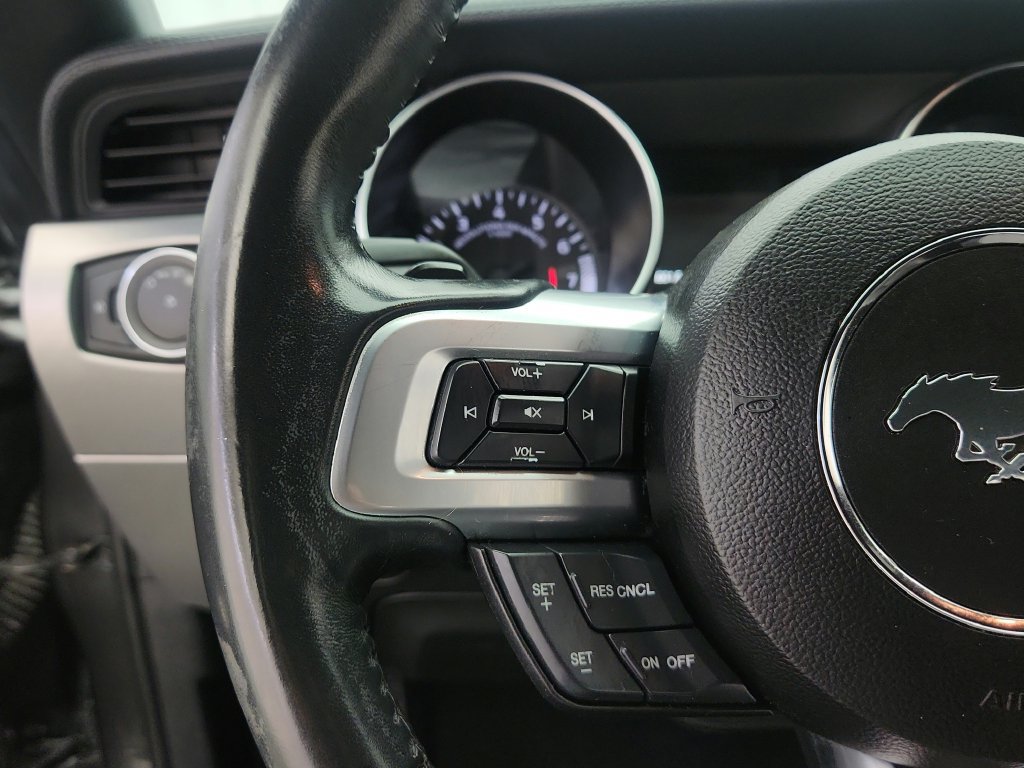 Used 2020 Ford Mustang Premium RWD image 18