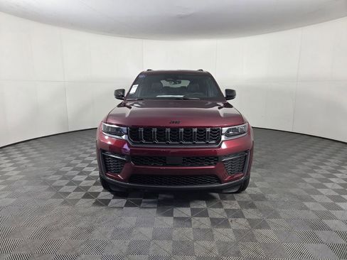 New 2026 Jeep Grand Cherokee L 2WD image 3