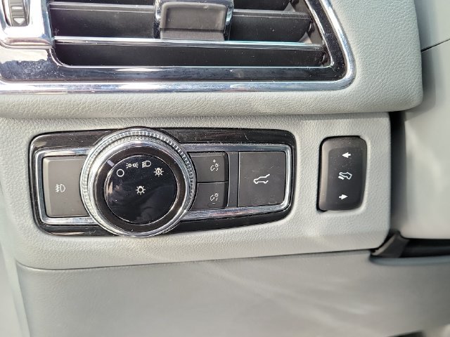 Used 2018 Lincoln Navigator L Reserve AWD/4WD image 15