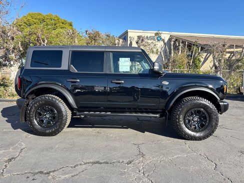 Certified 2023 Ford Bronco Wildtrak image 7