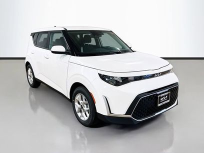 New 2025 Kia Soul S