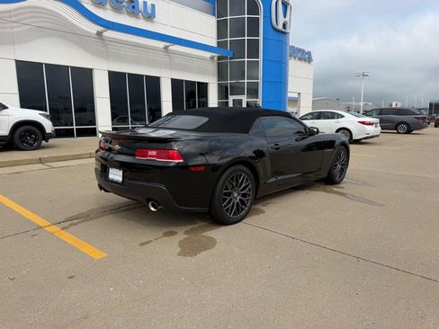 Used 2015 Chevrolet Camaro LT RWD image 2