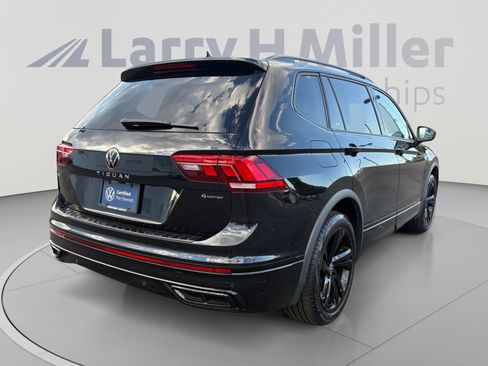 Certified 2023 Volkswagen Tiguan SE R-Line AWD/4WD image 5