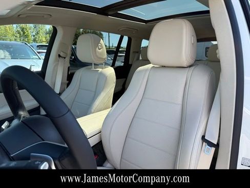 Used 2026 Mercedes-Benz GLS 450 4MATIC image 15