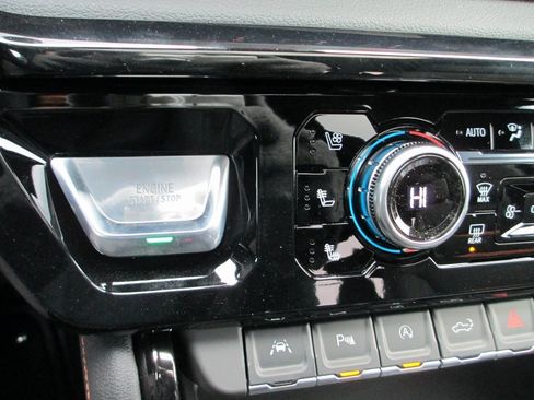 New 2026 GMC Sierra 1500 AT4 w/ AT4 Premium Package image 21