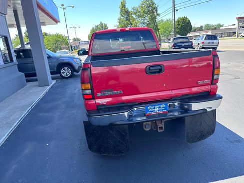 Used 2004 GMC Sierra 2500 SLE w/ Heavy-Duty Power Package AWD/4WD image 32