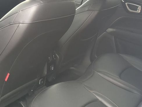 Used 2025 Jeep Compass Trailhawk AWD/4WD image 17