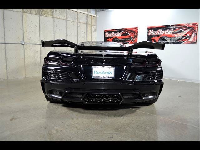 Used 2024 Chevrolet Corvette Z06 RWD image 6