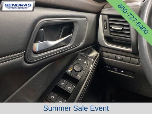 Used 2023 Nissan Rogue SV w/ SV Premium B Package AWD/4WD image 24