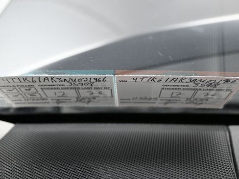 Used 2022 Toyota Camry XSE image 40