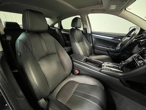 Used 2017 Honda Civic EX-L image 9