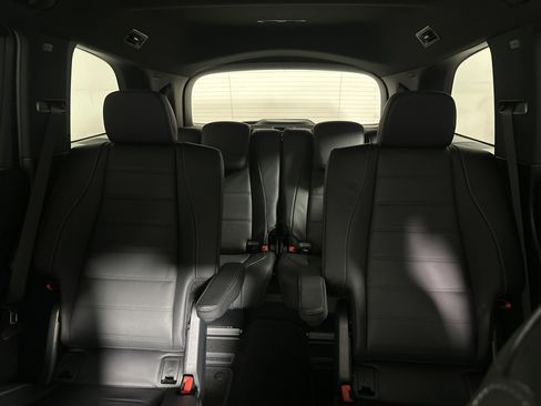 New 2026 Mercedes-Benz GLS 450 4MATIC image 24