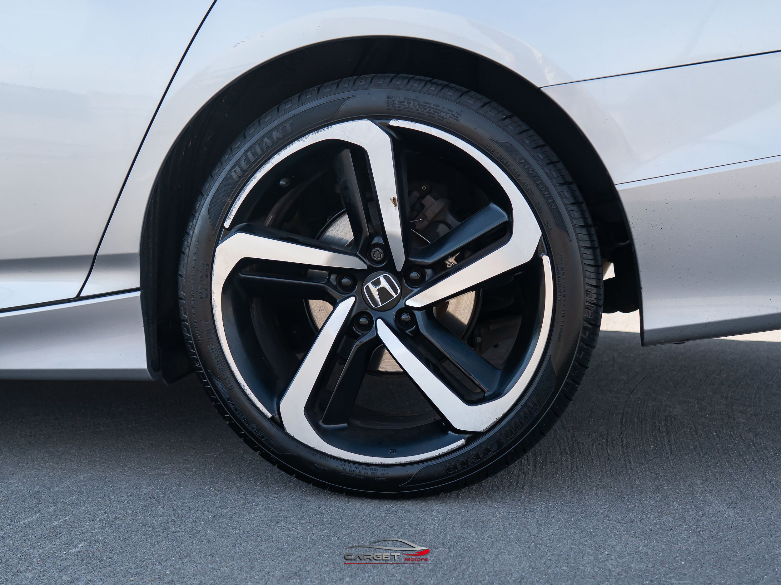Used 2019 Honda Accord Sport image 11
