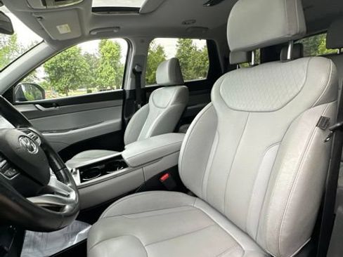 Used 2020 Hyundai Palisade SEL w/ Premium Package AWD/4WD image 16