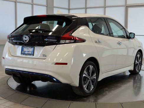 Used 2020 Nissan Leaf SL Plus image 8