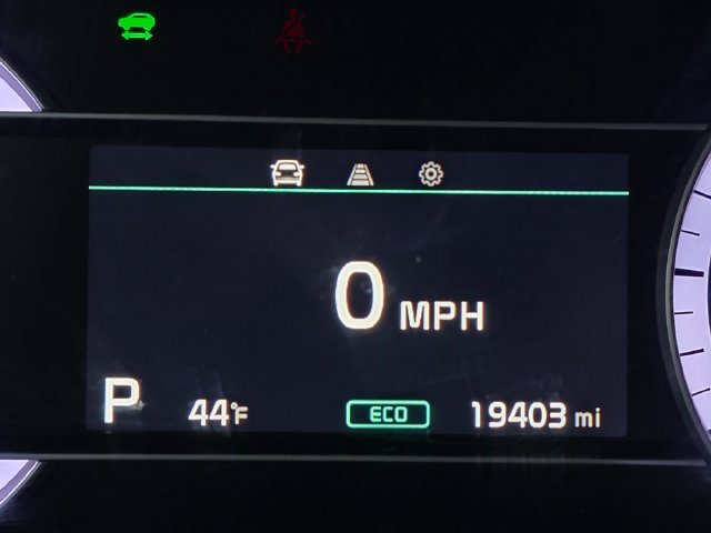 Used 2022 Kia Niro LXS FWD image 4