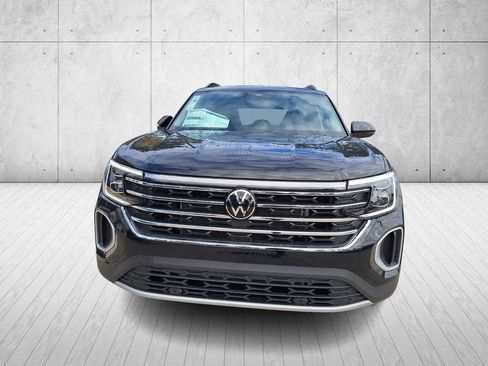 New 2026 Volkswagen Atlas SE image 8