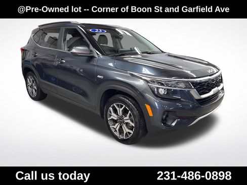 Used 2023 Kia Seltos EX AWD/4WD image 12