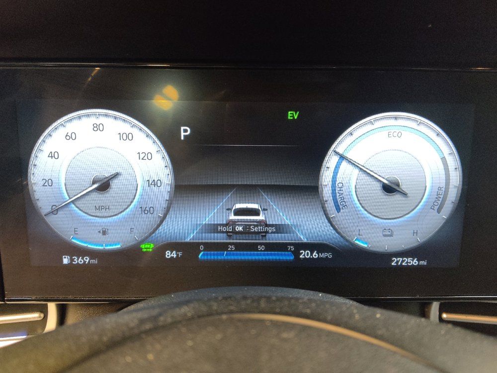 Used 2023 Hyundai Elantra Limited FWD image 23