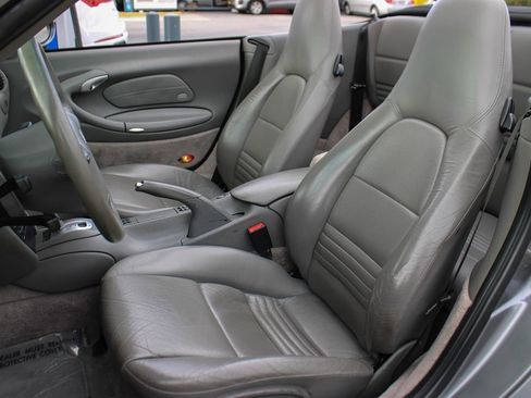 Used 2001 Porsche 911 Cabriolet image 19