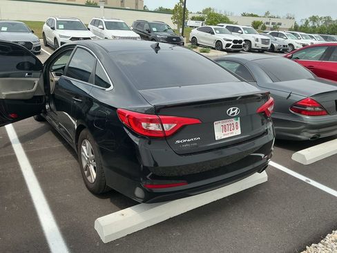 Used 2017 Hyundai Sonata SE FWD image 4